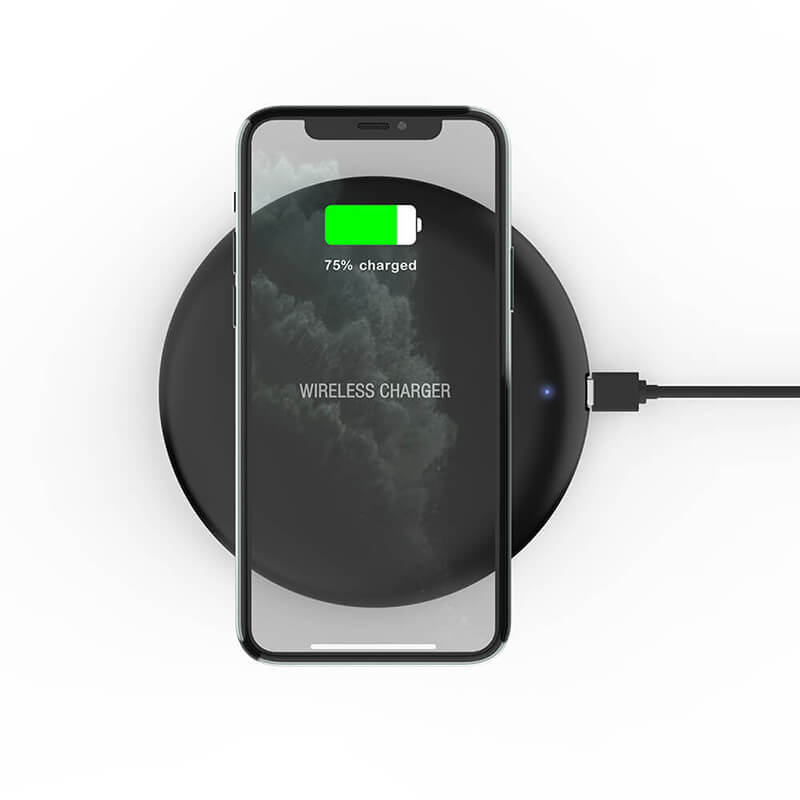 Általános vezeték nélküli töltőpad (IPhone, Airpods)